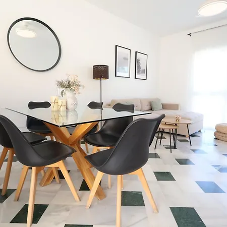 Appartement Ae7 - Townhouse For 5 With Private Garage And Year-round Pool - Terrace And Ac Fuengirola
