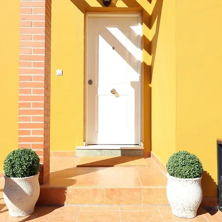 Ae7 - Townhouse For 5 With Private Garage And Year-round Pool - Terrace And Ac Fuengirola