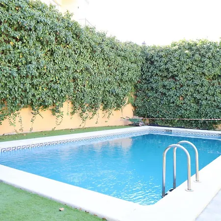 Ae7 - Townhouse For 5 With Private Garage And Year-round Pool - Terrace And Ac Appartement *
